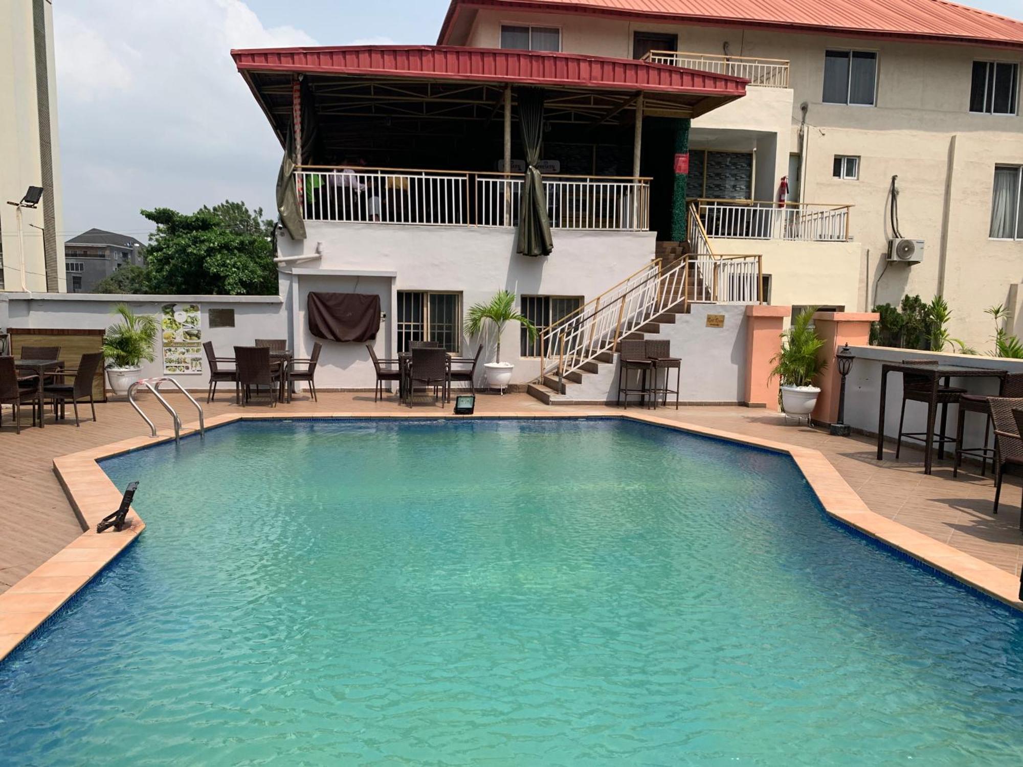 Presken Hotels @ Victoria Island Apese Экстерьер фото